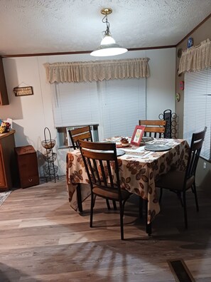 Dining - Enchanted escape, secluded in the Ozarks entire home with a private hot tub (Pineville)