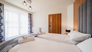 Apartament (J3) | 1 dormitori i espai de treball apte per a portàtils