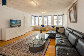 Fernseher