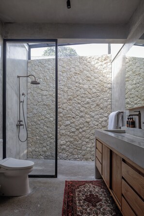 Towels - Pritidaya Private Pool Villa Canggu by OXO (Canggu)