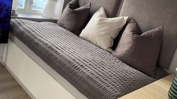 9 chambres, fer et planche Ă  repasser, Wi-Fi, draps fournis