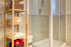 Bañera, bidé y champú