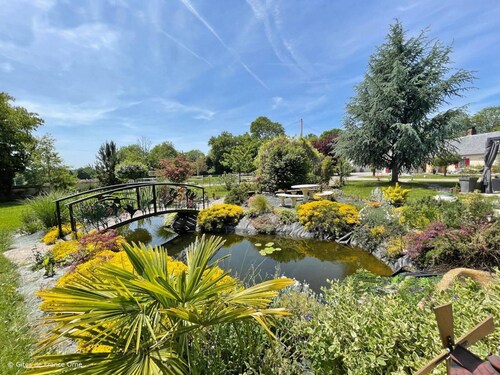 Large country house with Wifi and pets allowed