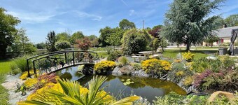 Large country house with Wifi and pets allowed