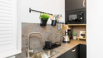 Fridge, microwave, stovetop, toaster