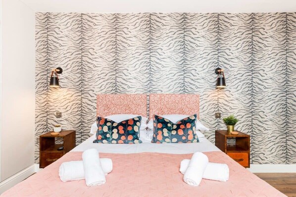 1 Schlafzimmer, Schreibtisch, Bügeleisen/Bügelbrett, WLAN