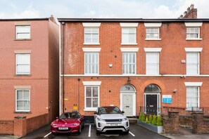 Exterior - Second floor compact studio with mini kitchen (Warrington)