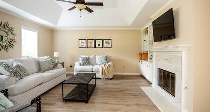 Stylish 3BR Stay | High-Speed WiFi