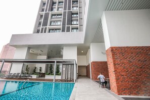 2 piscinas al aire libre