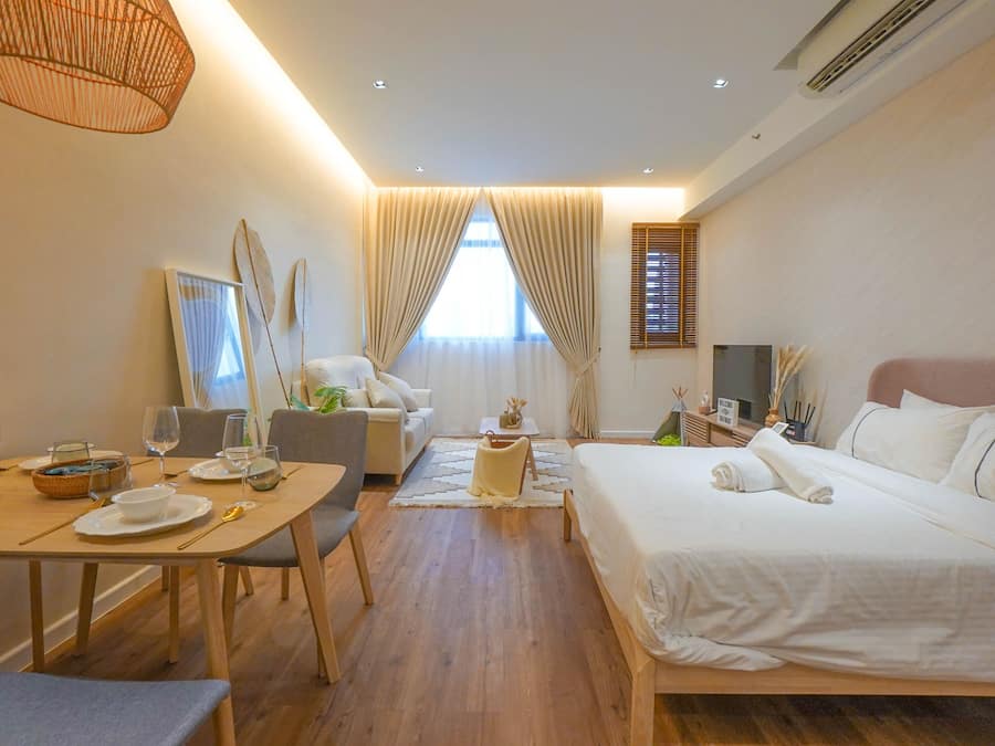 Decoración personalizada, muebles diferentes y escritorio