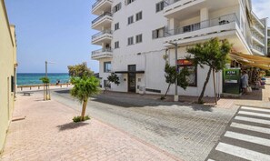 Exterior - Apartment 'Son Baulo' with Sea View, Private Terrace and Wi-Fi (Can Picafort)
