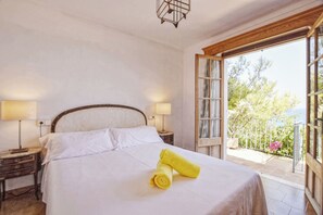 5 habitaciones, tabla de planchar con plancha y wifi gratis 