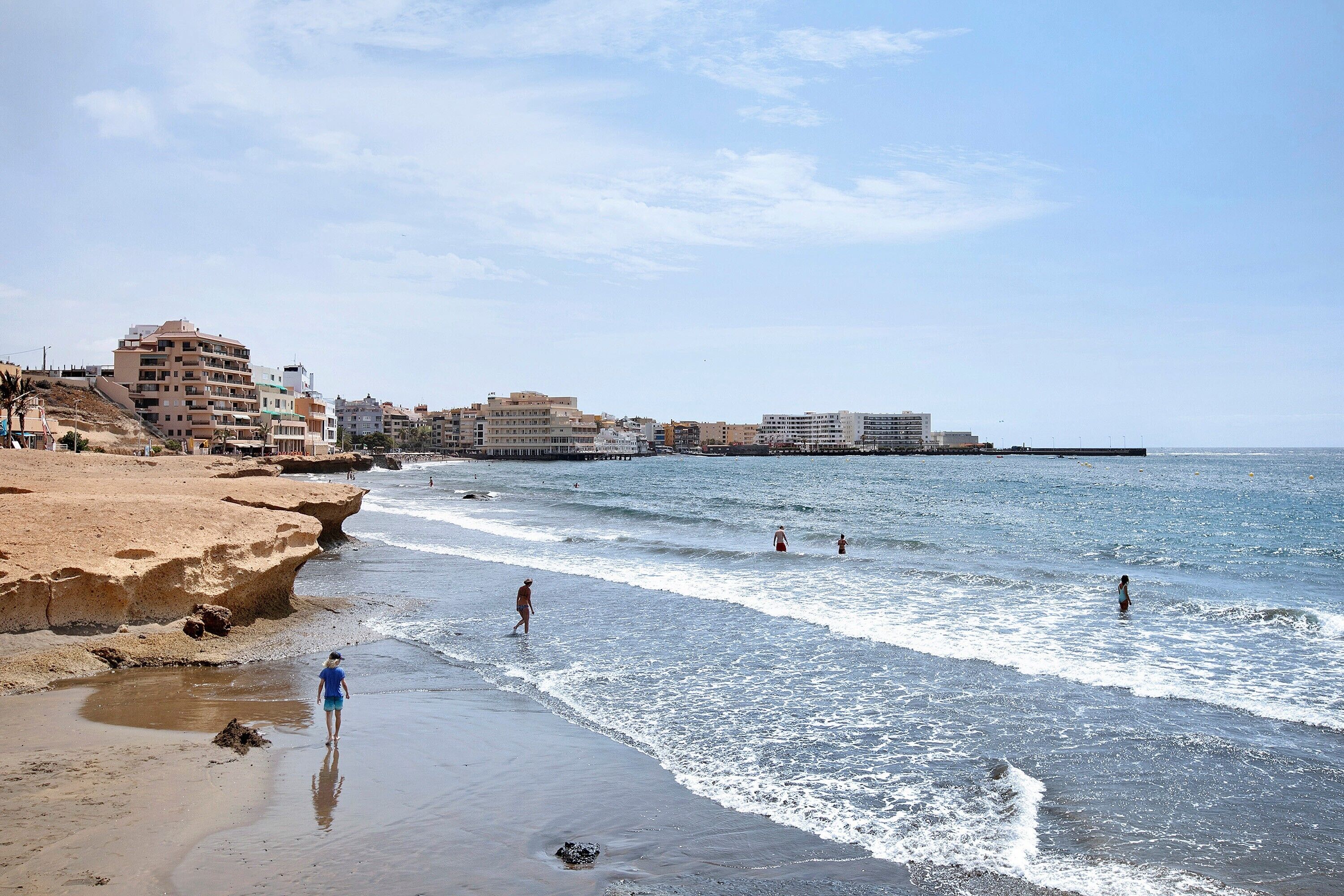 Una spiaggia nelle vicinanze