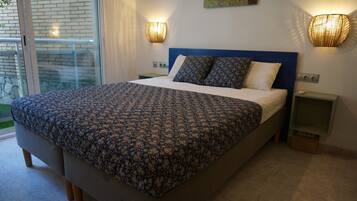 2 slaapkamers, een strijkplank/strijkijzer, wifi, beddengoed