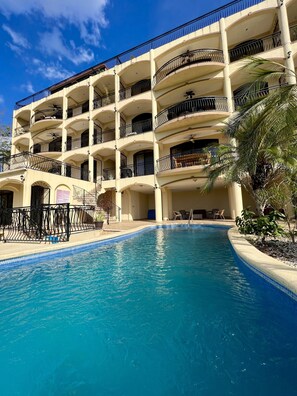 Pool - Oceanview Rancho with Two bedroom & Two baths (Playas Del Coco)