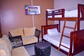 Free WiFi, bed sheets - The Spot Hotel (Mbale)