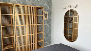 1 chambre, fer et planche à repasser, Wi-Fi gratuit, draps fournis