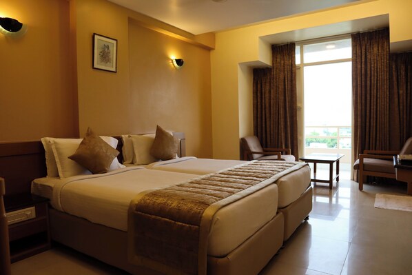 Habitación doble Deluxe | Sábanas de algodón egipcio y ropa de cama de alta calidad 