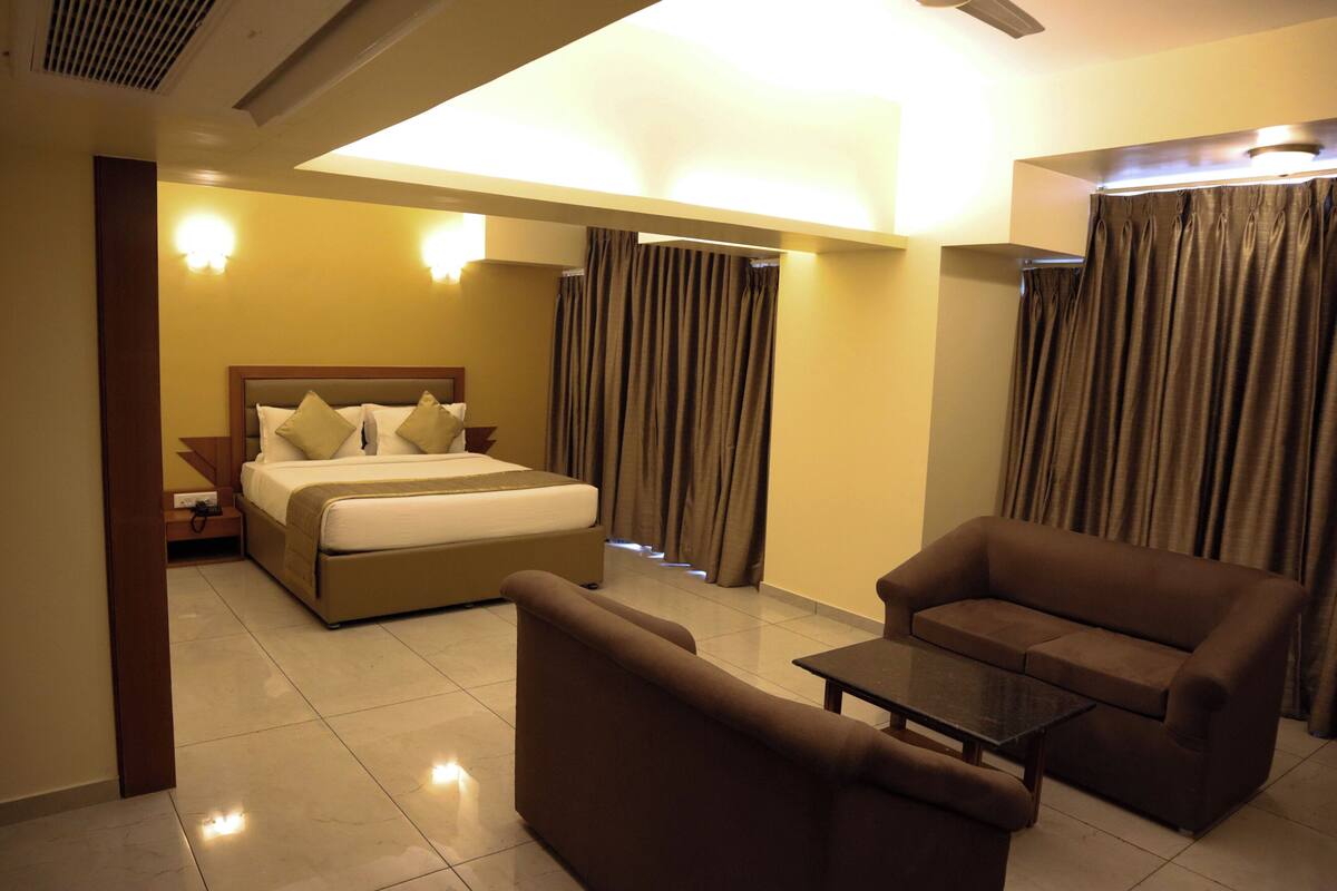 1 bedroom, Egyptian cotton sheets, premium bedding, pillow-top beds