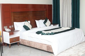 Deluxe Room | Bathroom - KERAMA SILENT LODGE  (Arusha)