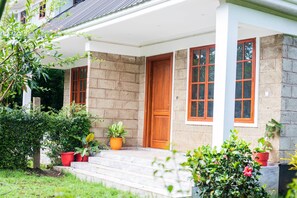 Front of property - KERAMA SILENT LODGE  (Arusha)
