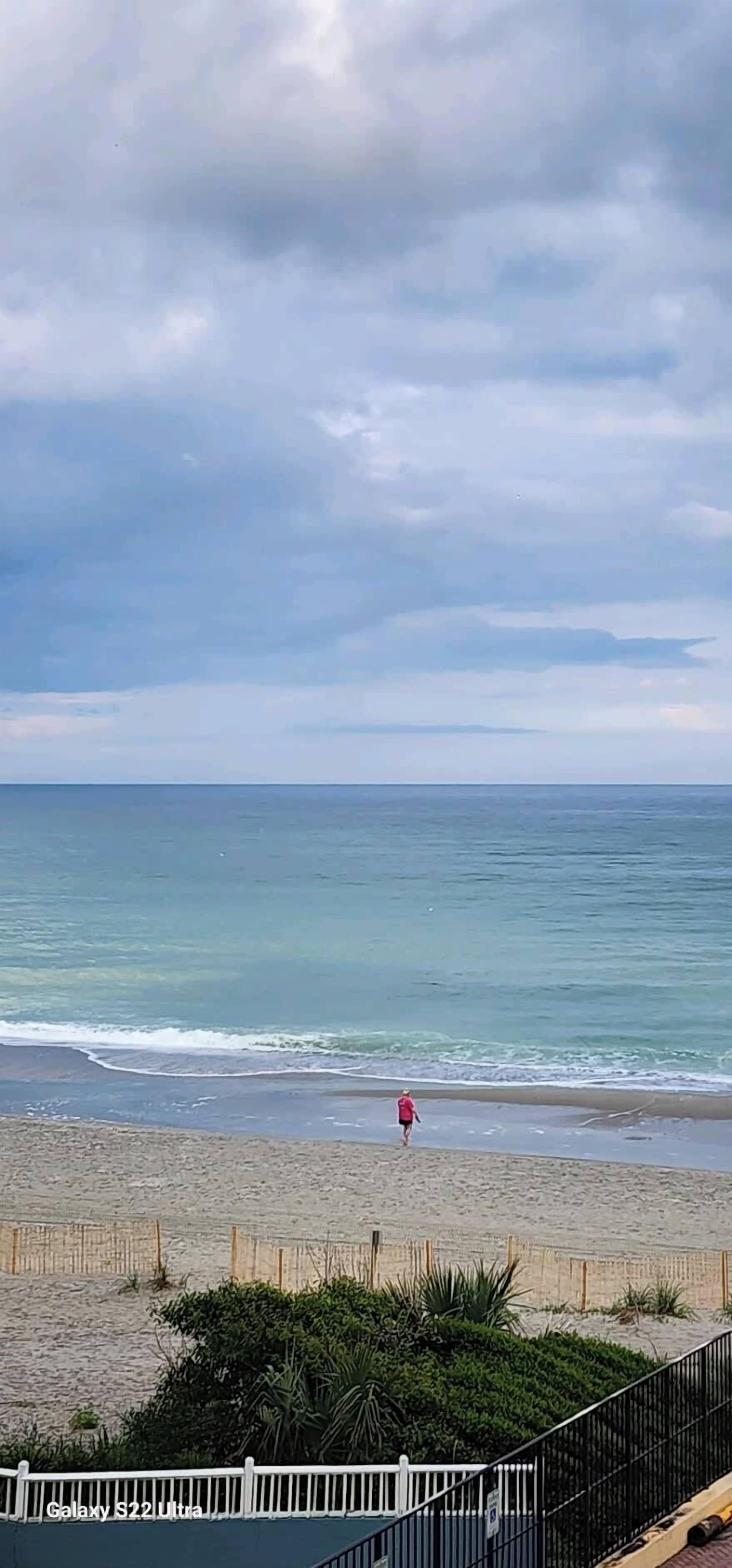 靠近海滩
