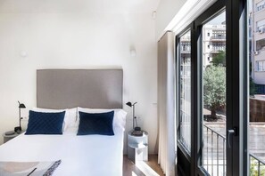 2 makuuhuonetta, työpöytä, silitysrauta/-lauta, Wi-Fi