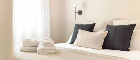 2 chambres, fer et planche Ă repasser, Wi-Fi, draps fournis