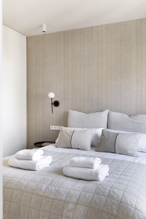 2 soveværelser, skrivebord, strygejern/strygebræt, Wi-Fi