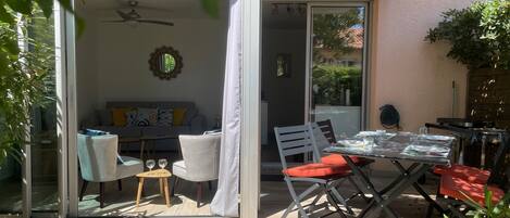 Servei de restauració a l'aire lliure