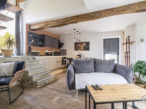 Interior - Charming Stone Barn Near the Sea (Bretteville)