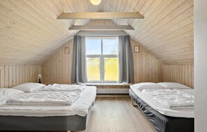 2 habitaciones, cuna de viaje y wifi gratis 