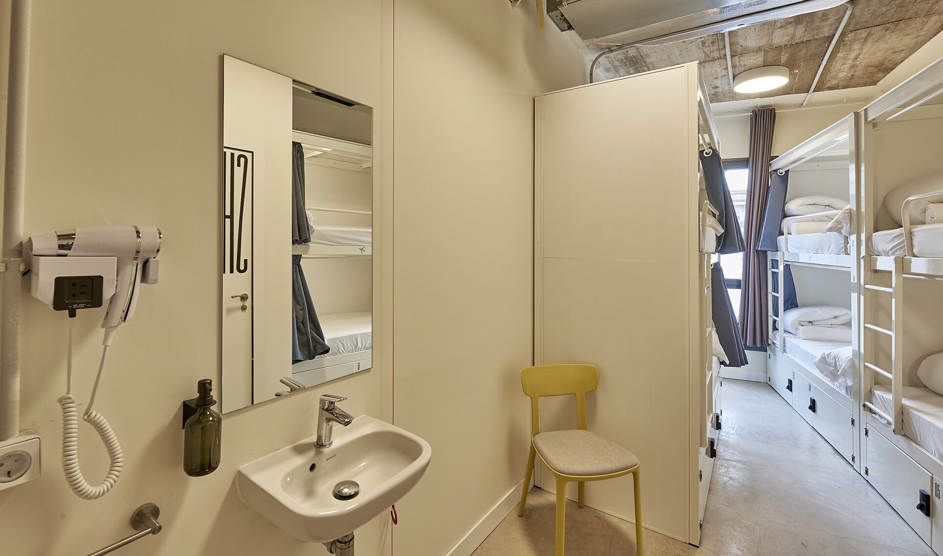 Photo - HostelFly Madrid Airport