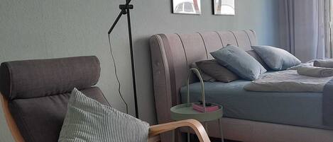 1 多间卧室、WiFi、床单