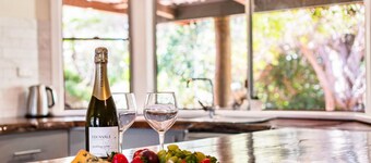 'The Love Shack' Pet-Friendly Beach Bungalow