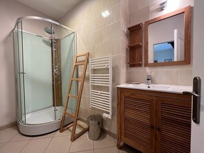 Bruser, håndklæder, Sæbe, Shampoo