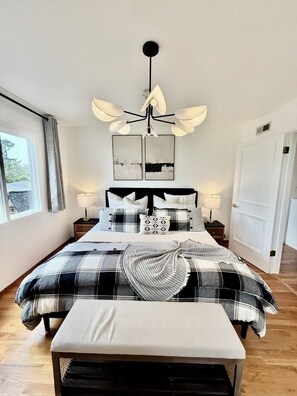4 bedrooms, internet - Pebble Modern home w Hot tub PL1 (Pebble Beach)