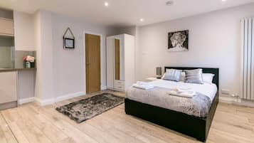 Desk, iron/ironing board, free WiFi, bed sheets