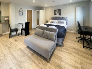 Desk, iron/ironing board, free WiFi, bed sheets