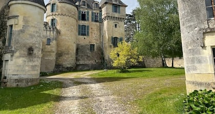 Gîte de la petite chouette, un studio romantique dans l'enceinte d'un château !