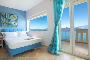 3 bedrooms, iron/ironing board, travel crib, WiFi