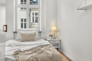 4 soverom, strykejern/-brett, wi-fi og sengetøy