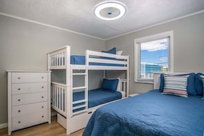 3 bedrooms, iron/ironing board, free WiFi, bed sheets - L' archipel | Brand new dock! (Summerland Key)