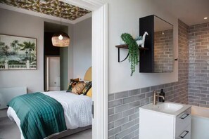 2 chambres, Wi-Fi, draps fournis