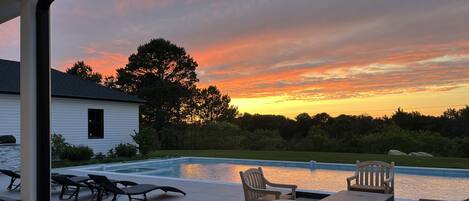 屋外プール、温水プール