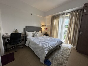 1 bedroom, bed sheets