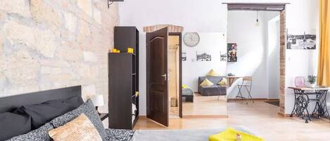 1 bedroom, iron/ironing board, WiFi, bed sheets