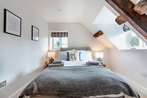 2 chambres, fer et planche à repasser, lit de bébé portatif, Wi-Fi