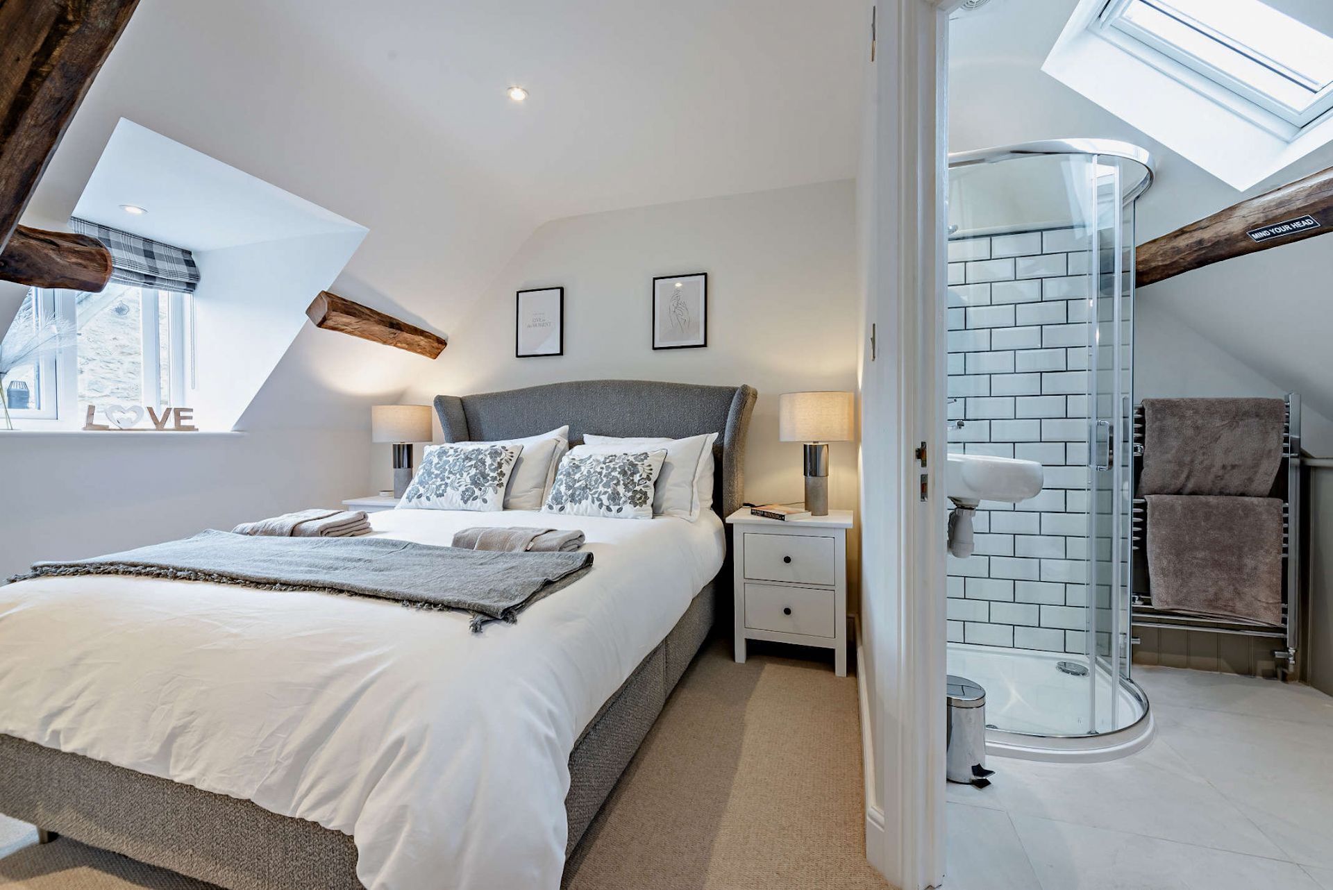 2 bedrooms, iron/ironing board, travel cot, WiFi