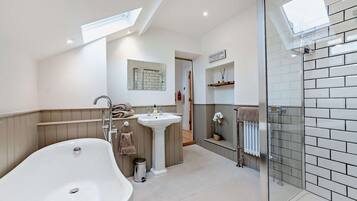 Bathtub, hair dryer